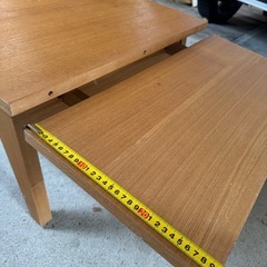 木製テーブル　可変　
の画像
