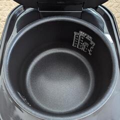 アイリスオーヤマ　炊飯器　5.5合炊き　22年製　ブラックの画像