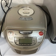5.5合炊きのTOSHIBA炊飯器