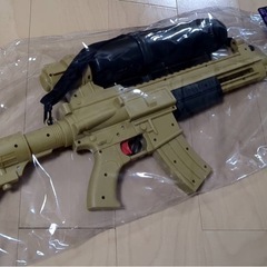 【新品未開封】水鉄砲　ウォーターガン　水ピストル　エアマシンガン 　飛距離約8ｍ　タンク容量約1000cc　池田工業の画像