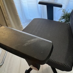 コストコで三万で買ったワーキングチェアの画像