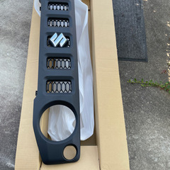 ジムニー純正　フロントグリル　新車はずし