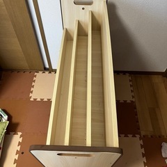 絵本棚＆おもちゃ箱の画像