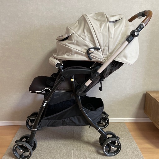 ベビーカー　AB型