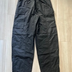 DKNY  カーゴパンツ　黒