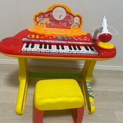 ピアノのおもちゃ