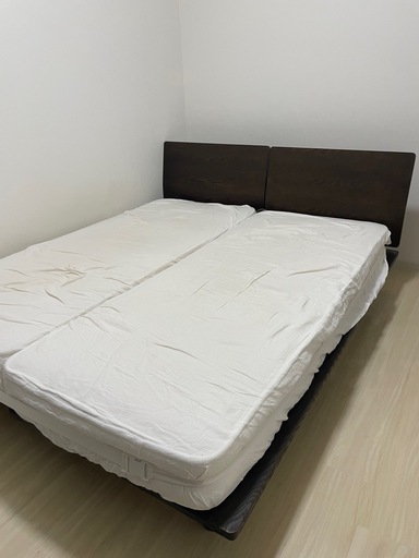 【引き取り限定】本日引き取り限定❗️無印良品ベッドフレームウォールナット　スモールサイズ