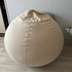 yogibo ポッド クリーム色 家族の理解が得られず、手ばなします。