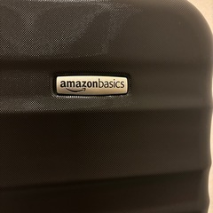 キャリーケース　Amazon basicsの画像
