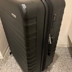 キャリーケース　Amazon basicsの画像