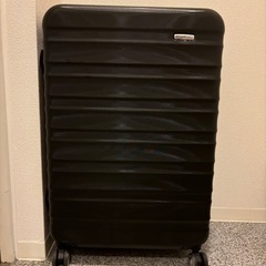 キャリーケース　Amazon basics