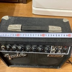 アンプ
