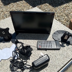地デジ‼️ポータブルテレビ‼️HDMI端子搭載‼️ミニテレビ　１００v