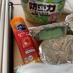 防虫力と食器洗剤　突っ張り棒　引越しの断捨離中の画像