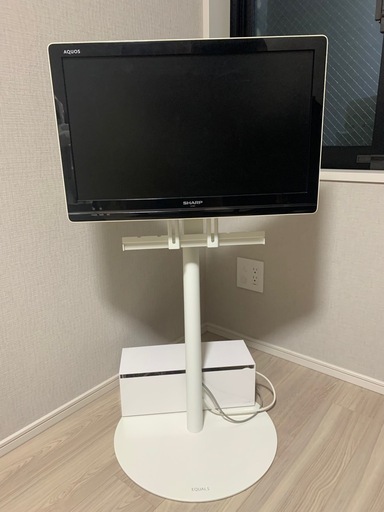 ※値下交渉可能、取りに来て頂ける方のみ　液晶テレビ\u0026テレビスタンド