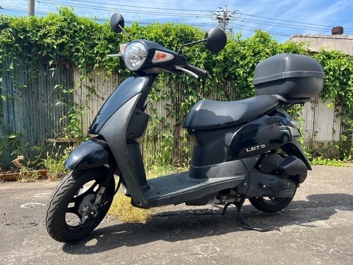 比較的新しい　原付 スズキ レッツ　リア収納BOX付き