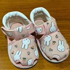 ミッフィー(・ⅹ・）音鳴るサンダル
