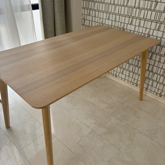 [Ikea ダイニングテーブル] 4人掛けテーブル　ほぼ新品 8...