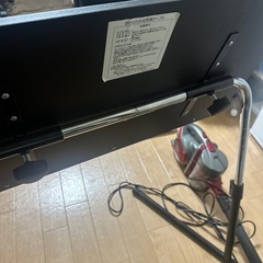 折りたたみ式昇降テーブルの画像