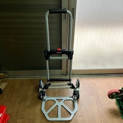 取引中  階段で運べる キャスターの画像