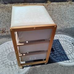 タンス　コロ付きの画像