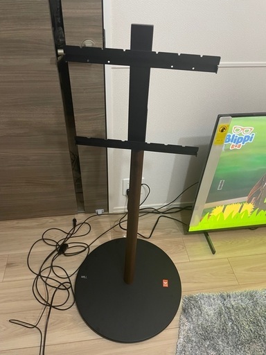 新品未使用 テレビスタンド WALL A2 ロータイプ キャスタータイプ　ウォールナット　ナカムラ｜NAKAMURA 24〜55V型対応