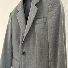 UNIQLOセットアップスーツの画像