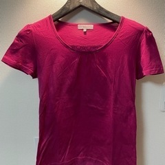 ブラウス　半袖　Tシャツ　ショッキングピンク　レディース　オフィ...