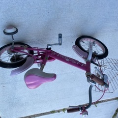 子供練習自転車