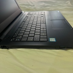 Windows11正規対応第8世代Core i5 メモリ増設　ノートPCの画像