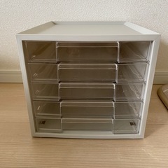 文房具　引き出し