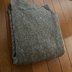 冬生地　グレーのハギレ