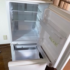 冷蔵庫と洗濯機の画像
