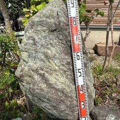 中型庭石 高さ90cm 縦長の岩