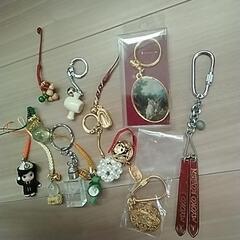 キーホルダー　ストラップ