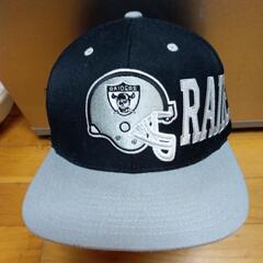 ビンテージ品！NFL公認！レイダースのキャップです