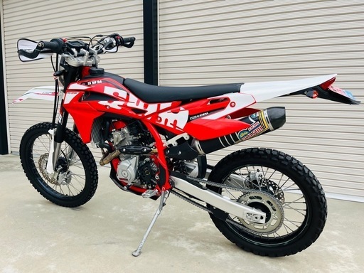 SWM RS125R