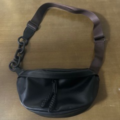 チェストバッグ