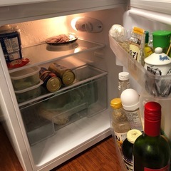 ☆御礼☆お引取り決定【ほぼ新品】アイリスオーヤマ小型冷蔵庫 87Lの画像