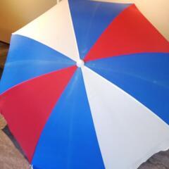 ビーチパラソル　固定道具付きの画像