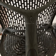 ハーマンミラー　ミラチェアの画像
