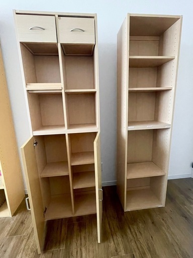 受け渡し予定者確定中 木製棚　180cm(向かって右側のみ)