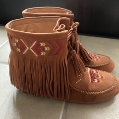 ※お引取先見つかりました※フリンジショートブーツの画像