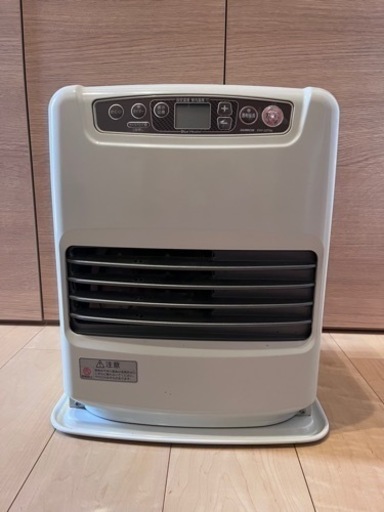 【お譲りする方決まりました】石油ストーブ、石油タンク　美品
