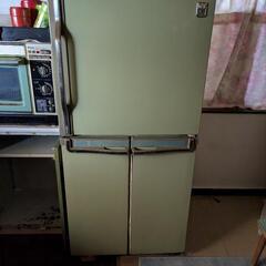 昭和レトロ冷蔵庫