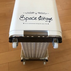 23cm隙間収納　2個　キッチン　脱衣所　クローゼット　押し入れ　棚高さ変更可能　3段　パントリーの画像