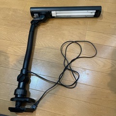 アーム型タッチインバーター蛍光灯