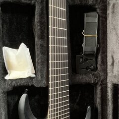 女性ボーカル募集中！！（居たらギター、キーボードも）