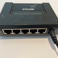 BUFFALO　スイッチングハブ　ｘ5個セット（16ポート/8ポートｘ２/5ポートｘ２）の画像