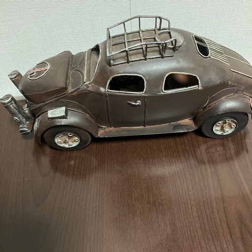 ブリキ の車